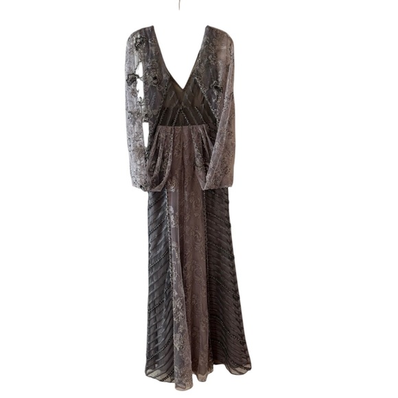PatBo Embellished Sequin Gown GrayDesigner Sample | Size 6 NWT Statement - Picture 2 of 8